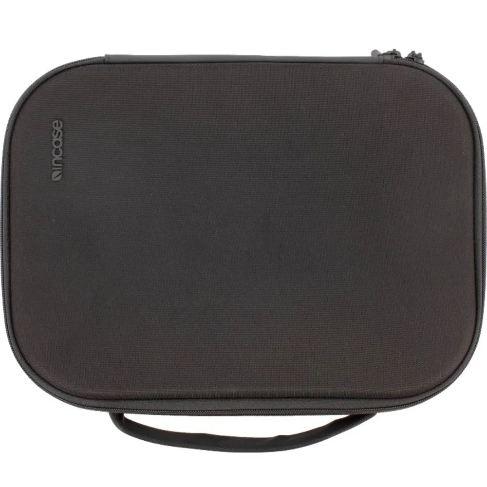 Incase Carry Case for Meta Quest Pro Black Brand New With Tags